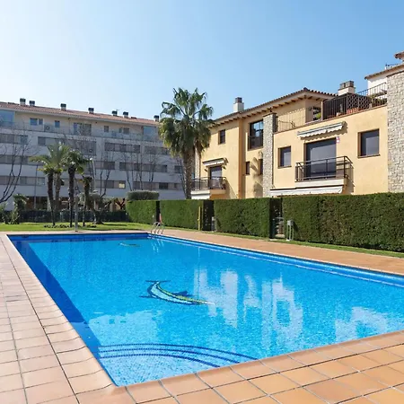 Апартаменти Port Verona By Interhome
