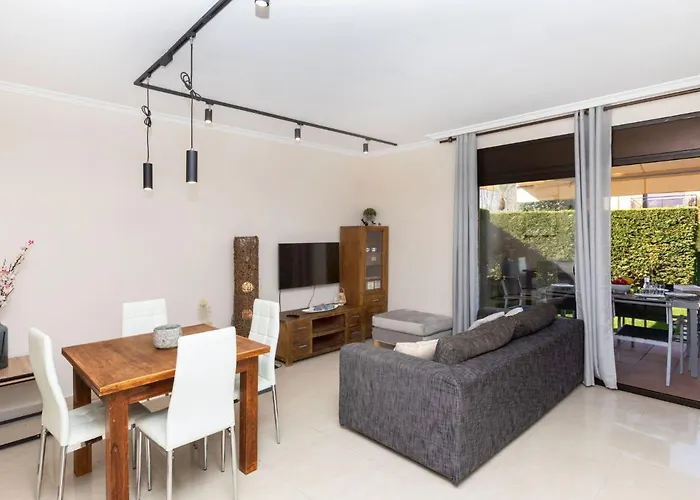 Port Verona By Interhome